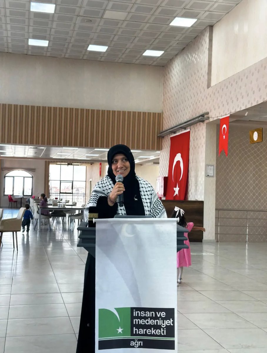 IMHAgri04's tweet photo. 📍İMH Dönem Açılış Programı

Programda; İl Millî Eğitim Müdürü Abdülhaluk Çakan, İslami İlimler Dekanı Prof. Dr. Maksut Çetin, Eğitim-Bir-Sen Ağrı Şube Başkanı Süleyman Gümüşer ve Ağrı İyilik Derneği Temsilcisi Hülya Polat konuşmalarını gerçekleştirdi. https://t.co/b8kc9ZvX2I