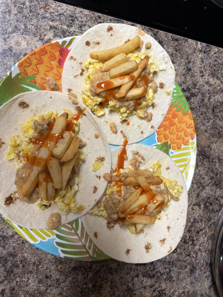 DickJoneser's tweet photo. Rotel Egg Fries Hotsause #getsome https://t.co/TWptxpvqlU