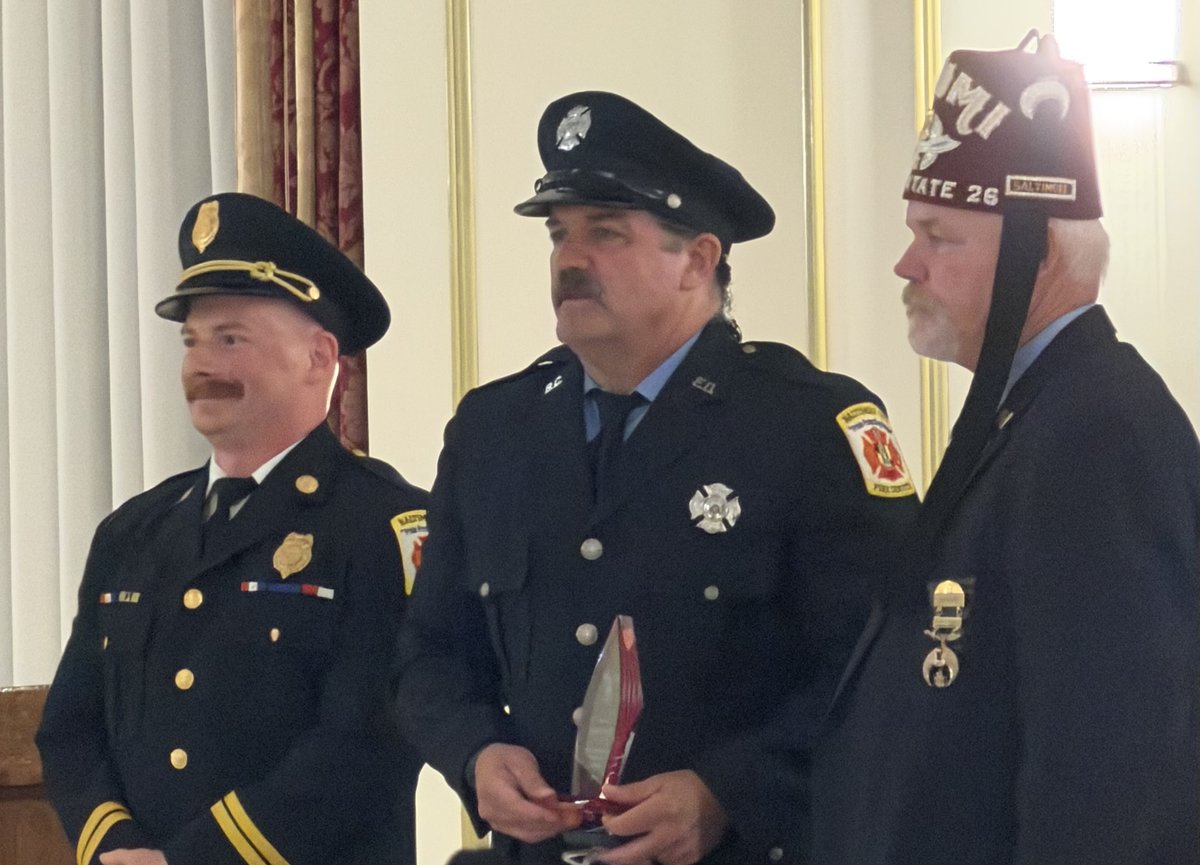 BaltimoreFire's tweet photo. On Oct. 2, Boumi Shriners honored EVD Bradly Bruns of Truck Co. 16 at their annual First Responders Award Ceremony. Captain Larmore, who nominated him, joined Bruns as he received the award, with family and coworkers there to celebrate. https://t.co/kDSuUGxMBt