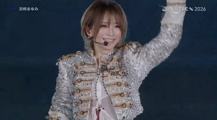 sr2yan's tweet photo. 昨日のエーネのayuが神すぎてずっと夢の中にいるみたい😴💖久々のショートまじ可愛かったなぁ♥���
ずーっとスーパーロングだけど、ここへ来て金髪ショート欲が出ちゃいそう💦冬になるのに😓
あと初見のワンエン、メガネの人メロすぎてハマりそ〜😭💘 新しいドア開きそうだ笑

#anation2026
#浜崎あゆみ https://t.co/ed0POaJ1R2