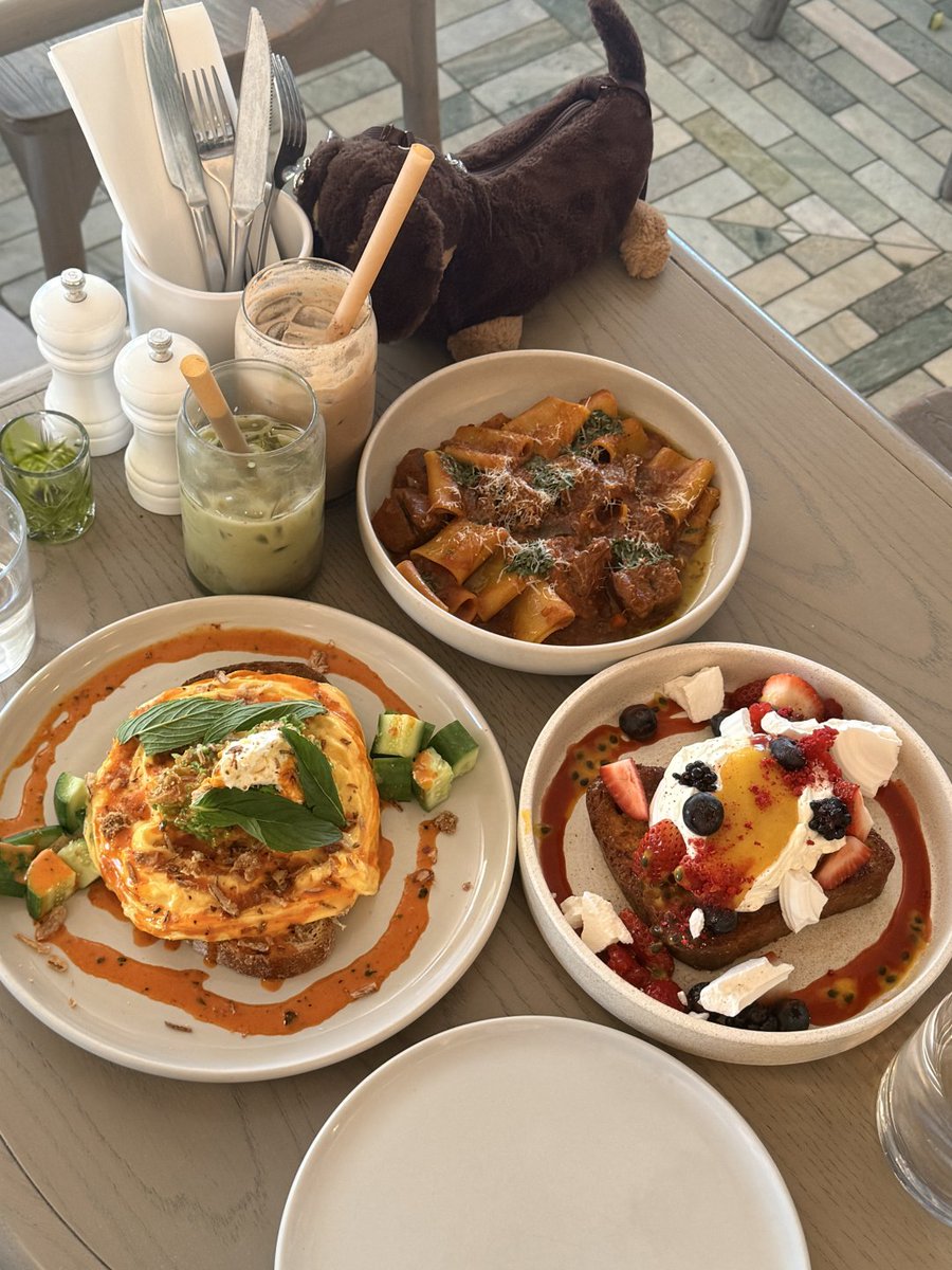 ffquency's tweet photo. Found the coziest little brunch spot today and absolutely loved the vibe🥰 https://t.co/xQywZhQxbs