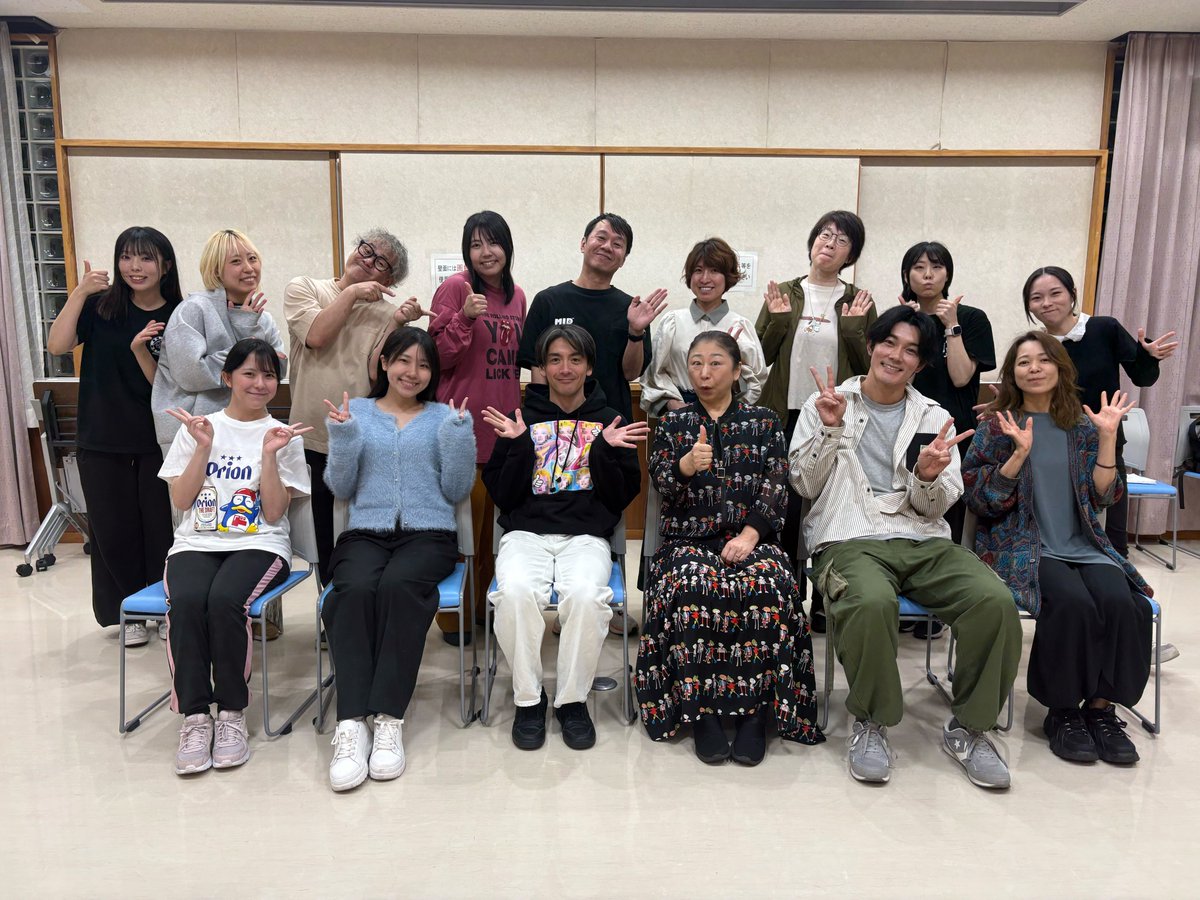 ore_gobu3's tweet photo. #シアワセサンカ2 

今日は東チーム！
今日はエバ兄ぃやこんりこが本番を経て合流しました！
2人の作ってきた雰囲気はとても良くてニンマリでした！

もっともっと掘り下げないと！
これは俺や！俺が引き出さんと！

って思いますた！
やったるでぇ！！！ https://t.co/hiKJK0ltzZ