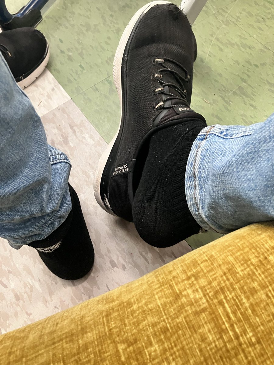 queenaneesa37's tweet photo. Dirty socks and dirty shoes I can’t wait to make you smell, be a good boy and take a big whiff https://t.co/74ZSIUjX40
