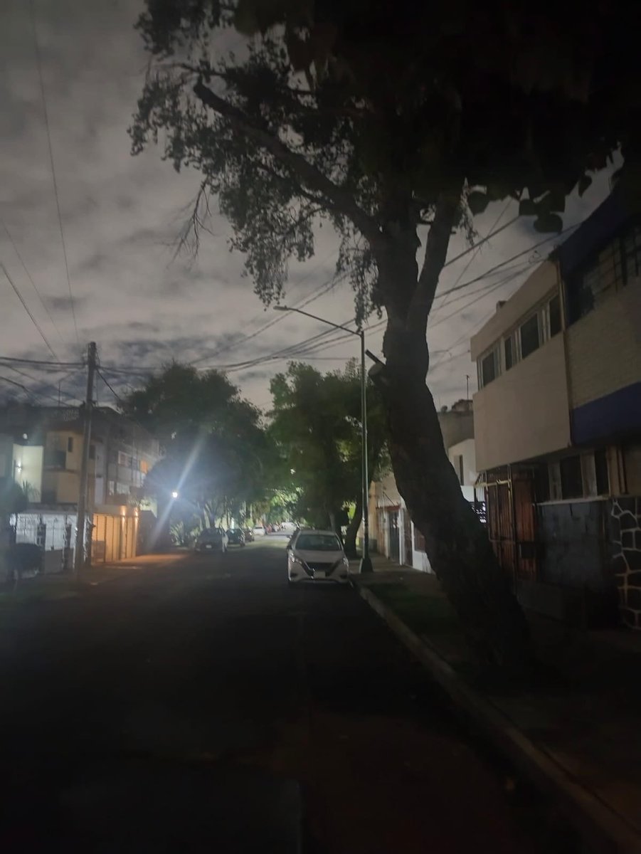 redofcvehysnsm's tweet photo. @locatel_mx @NancyNunezmx @AzcapotzalcoMx @locatel_mx @NancyNunezmx  @AzcapotzalcoMx Continúa sin reparar el alumbrado público en la calle de Cocoteros  #214 y Cocoteros #230 ya lleva un poco más de un mes
SUAC-0110264706494
SUAC-0609264627646
SUAC-0409264624681
SUSC-0310264712736
SUSC-0410264714832
SUAC- 0510264715524 https://t.co/R9QN9o7sn4