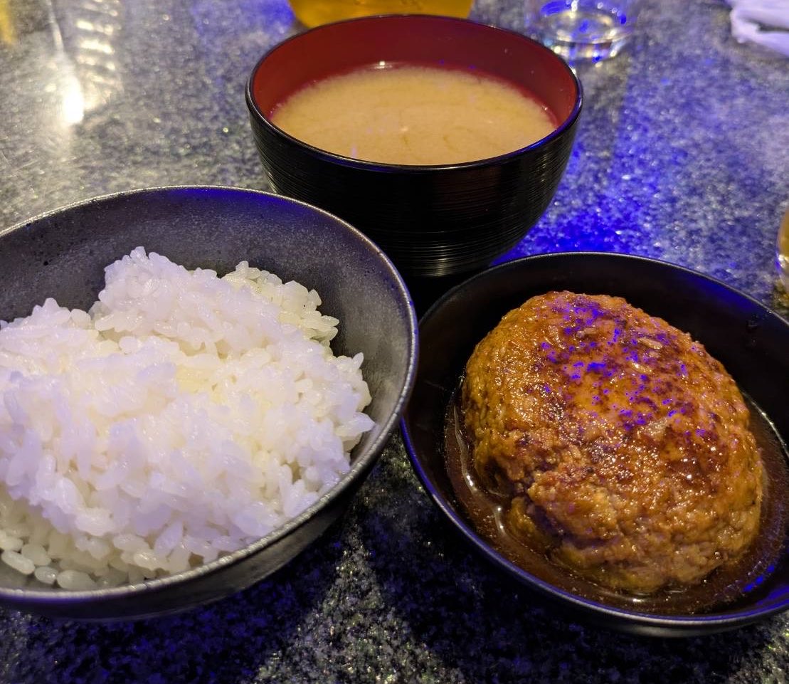 Ostrich_kabuki's tweet photo. お試しで提供しました✨
本日の出勤
あつき！ https://t.co/eQoCWCistu