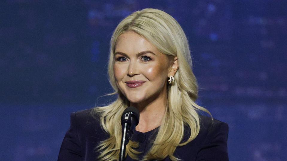 Forbes's tweet photo. Karoline Leavitt Joins Fox News: What To Know
https://t.co/lluWCyNiTa https://t.co/POXBq3GSHK