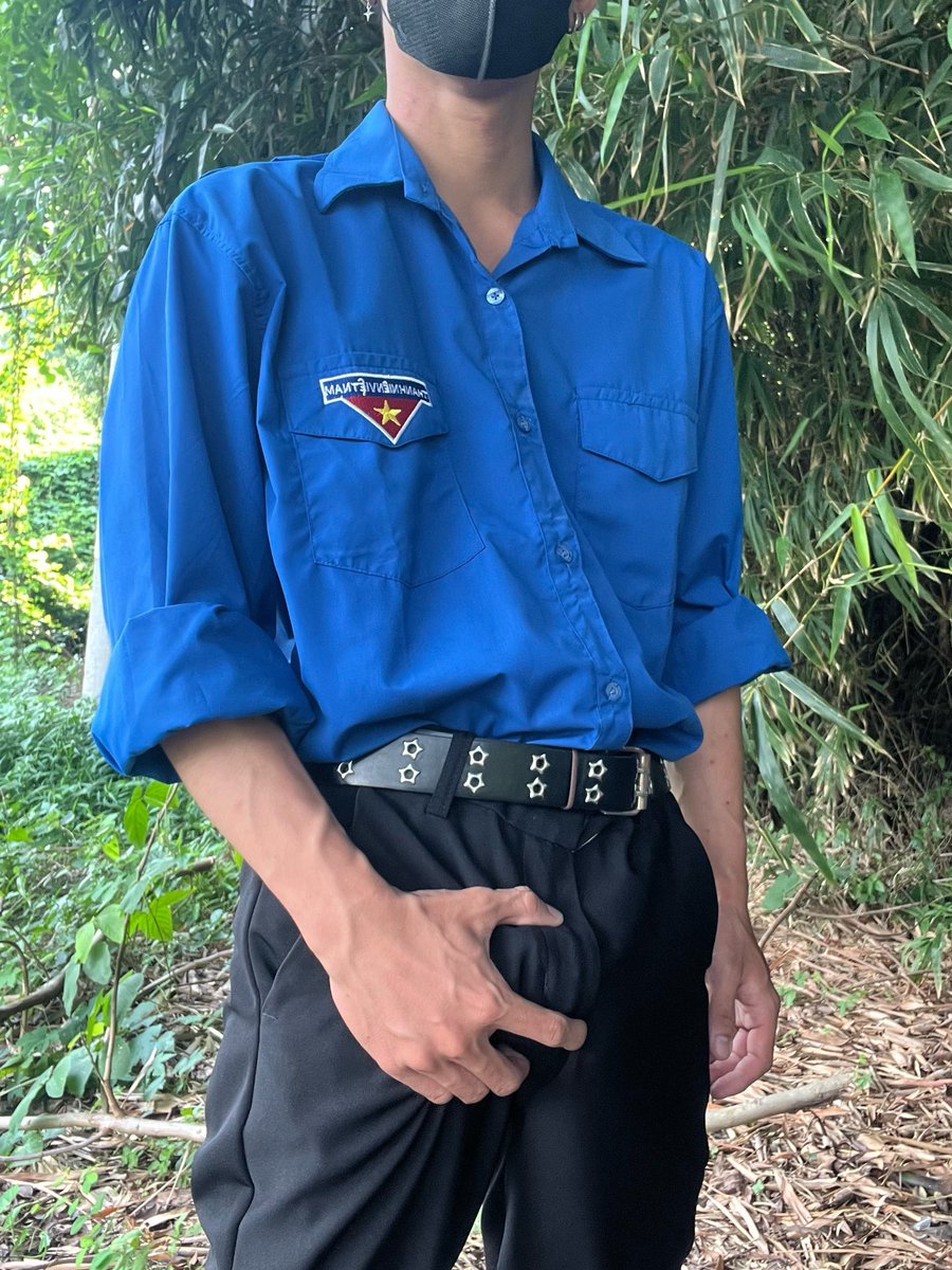 HIRO2006_'s tweet photo. anh thanh niên lại hư rồi, có ai phạt không? https://t.co/HQYtbxMfXb