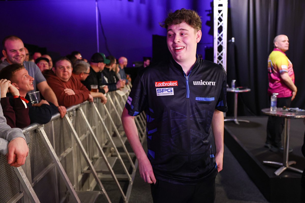 OfficialPDC's tweet photo. We’re down to the last 16 in Wigan with some familiar faces still in the mix. 👀

📋 https://t.co/0VHx7ftHGO https://t.co/198lb5V63v