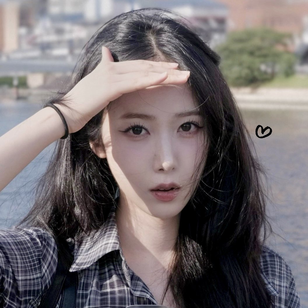 oohiingg's tweet photo. 여러분 안녕하세요 우잉인데요 @ooh_ingg
계정이갑자기 정지됏어요 머리가터질것같고요 정신이나갈것같고요 방금 이의제기는 했는데
혹시 저 계정이 영구정지 된다면 이 계정 쓰겟습니다… 트친분들 알티 부탁드려요……… https://t.co/ExEHddLmw5