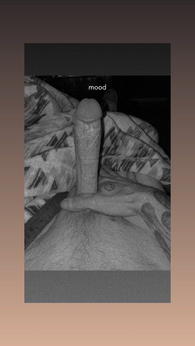 countrybiboiky's tweet photo. Love waking up ready to go hehe 🍆💦.. who wanna help 🤠#hard #horny #morningwood #gay #bi #trans #cum #cumshot #jerkoff #wankoff #dm #snap https://t.co/DXjgcfwp33