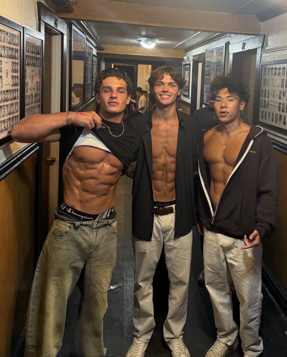 alexaaronlab's tweet photo. Yes, peptides have infiltrated the college fraternity pipeline. https://t.co/870qW5m6Yq