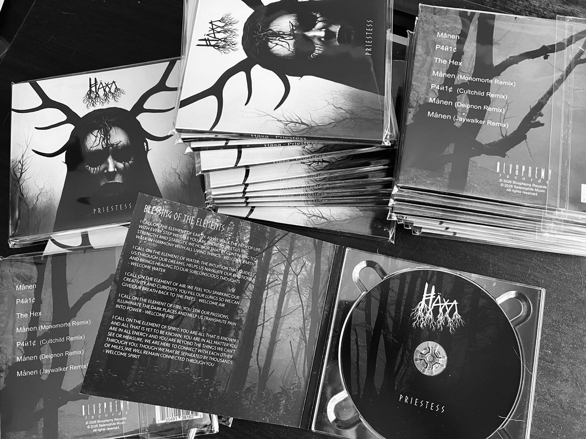 SkullyBlvsphemy's tweet photo. Blvsphemy Records has released a special edition of the #Häxa debut EP #Priestess on CD 💿
Dark #witchhouse, atmospheric #cyberpunk, and #neopagan ritual creates “music for space witches.”
https://t.co/2v0IYsmirH
@tr3kkie9rl @CULTCHILD_ @S6T6NICHISP6NIC #BlvsphemyRecords https://t.co/hEy3wKAtDu