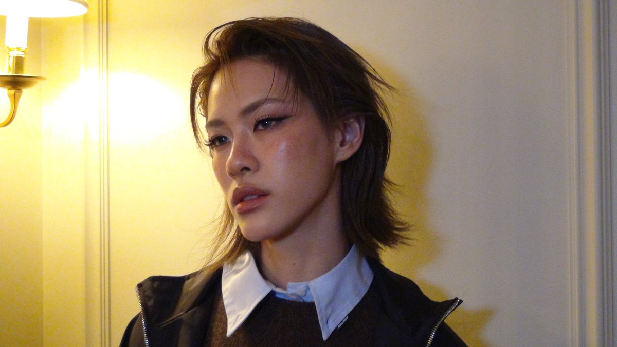 anotherkung's tweet photo. ก่อนจะทราบว่าท่านเป็นหมวยมี่ตี๋หลีลูกครึ่งไทยกวางโจว ชั้นแอบคิดว่ามี่เป็นลูกเสี้ยวแบบมีเชื้อฝรั่งมั้ยวะ ไม่ไทยมากไม่หมวยจ๋า หน้ามีคาแรคเต้อมาก กับอาจจะเพราะชื่อ เอมี่ คือเก๋อะ เอมี่ทสร ชื่อเล่นชื่อจริงแบบพ่อแม่ตั้งมาให้เป็นคนดังมาก ชื่อเก๋หน้าก็เท่ รักเค้า https://t.co/EiGC8yHIQn