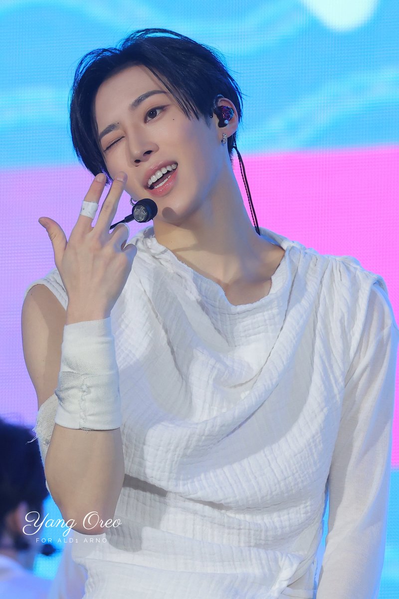 yang_oreo's tweet photo. 261004 Gangnam Festival

Your smile is ✨

#ARNO #아르노 #アルノ 
#张家豪 #ZHANGJIAHAO #장지아하오 
#ALD1 #ALPHADRIVEONE #알파드라이브원 https://t.co/57sRiUQsWJ