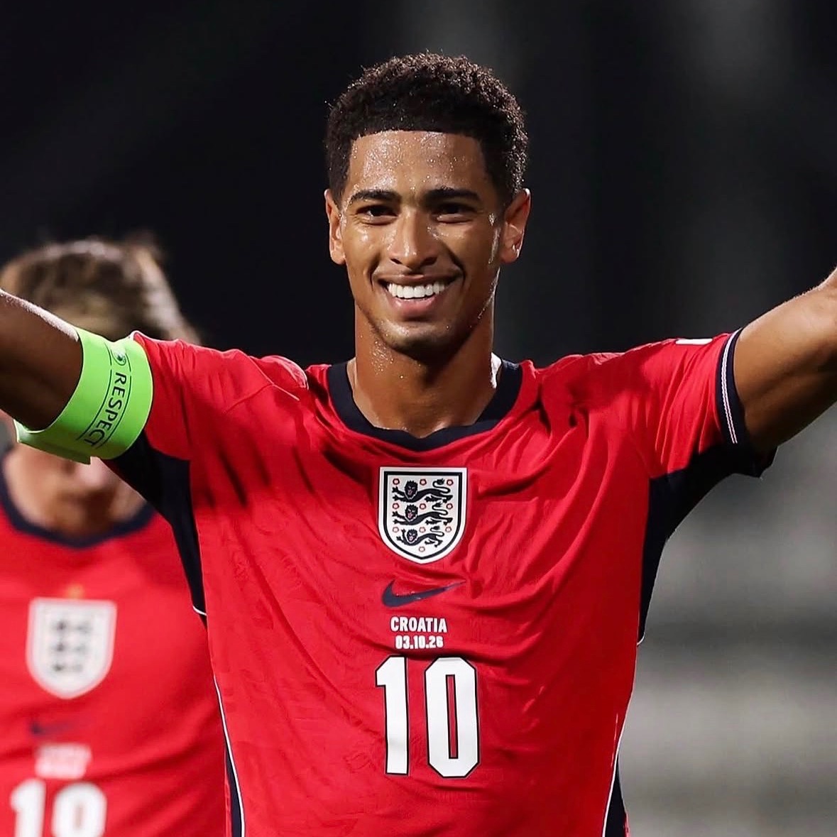MadridXtra's tweet photo. 🚨 Gary Lineker: “Jude Bellingham has the power, pace and ability of Gerrard.

He’s almost got the passing ability of Paul Scholes.

He’s got the finishing of Frank Lampard.” @RestIsFootball 🏴󠁧󠁢󠁥󠁮󠁧󠁿 https://t.co/UhYDNwnKMt