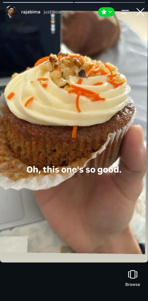 leathernim's tweet photo. 200. carrot cake🤤 https://t.co/ZcvOmLetZt