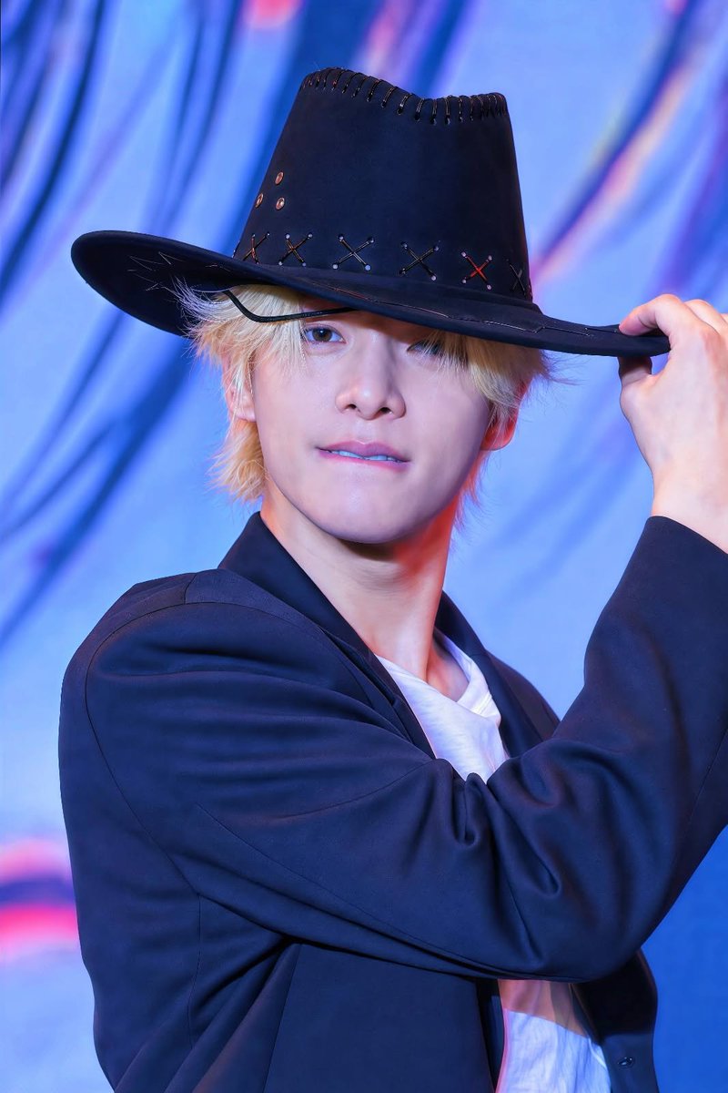 jakevyzz's tweet photo. 🤠❤️‍🔥
he's so attractive🔥 https://t.co/ay1YMXFLiR