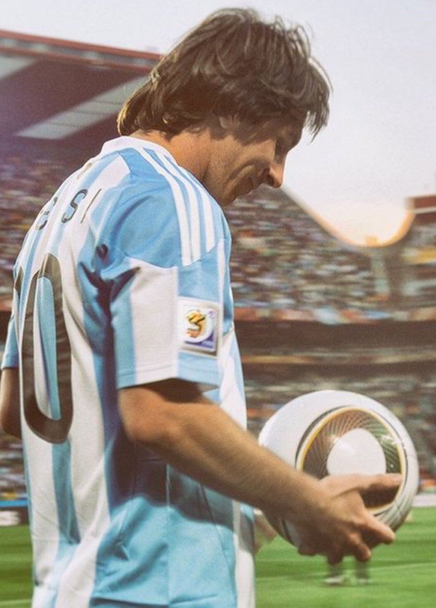 ralsan3osii's tweet photo. Tomorrow will be the night of eternal departure,  6 October😞👋🏼
#Messi 
#6_October https://t.co/aa1a1Nkt7X