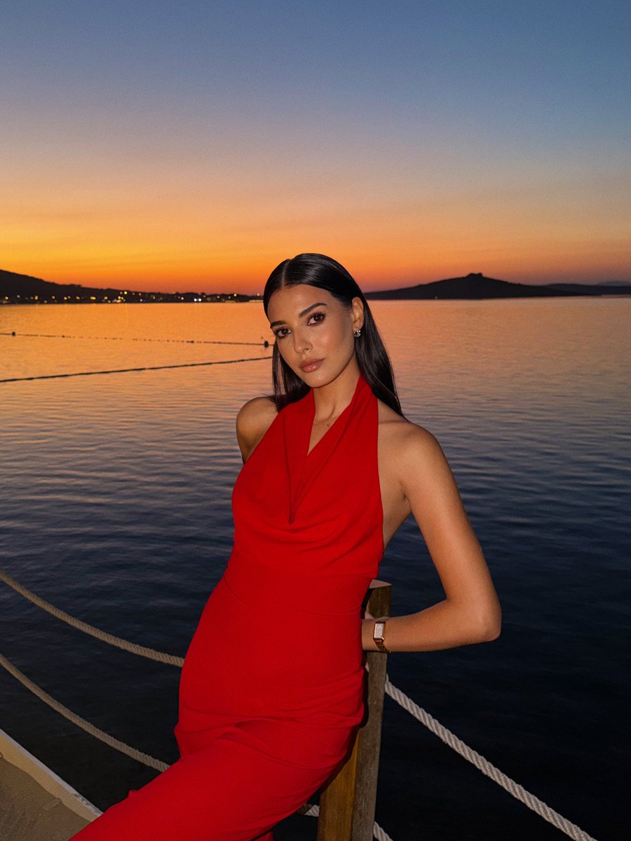 MerabetEtkinlik's tweet photo. Instagram hesabında yeni bir gönderi paylaştı 🌹

•  https://t.co/UBCFe3th3l https://t.co/CssQWcrcWu
