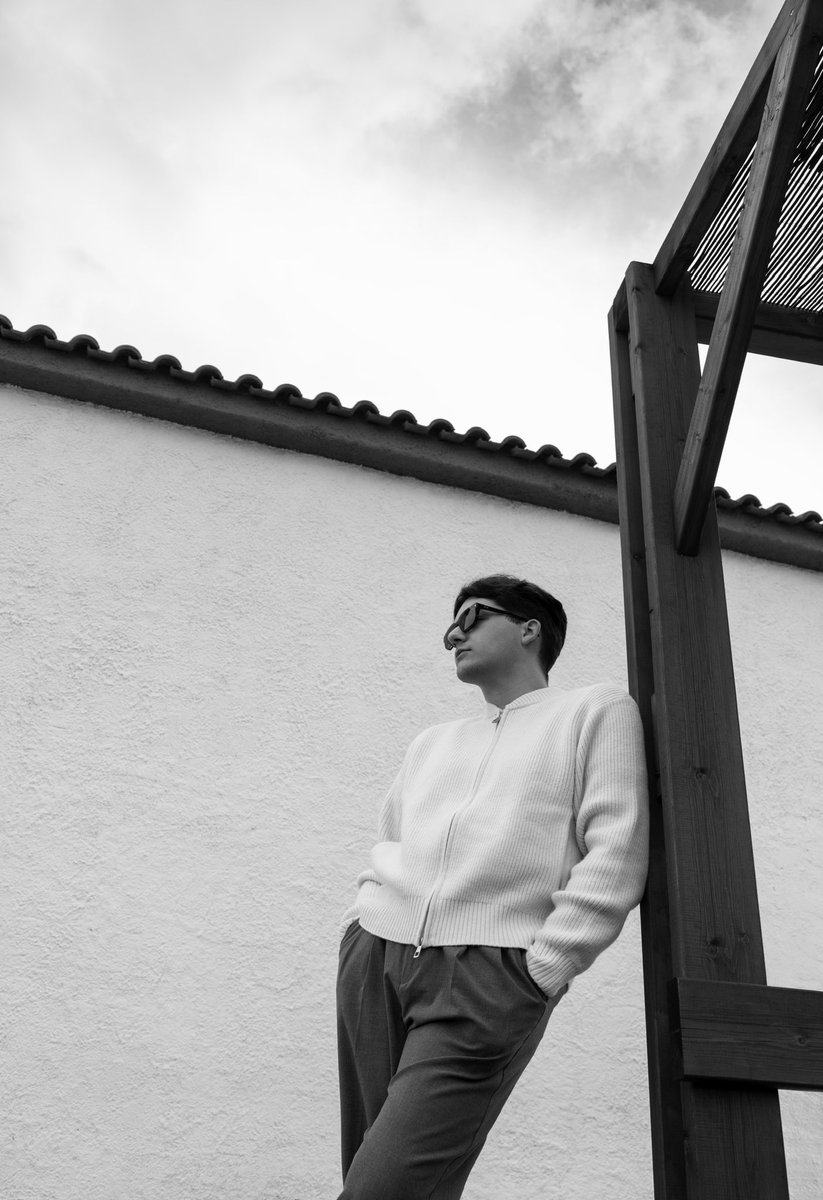 TeoKouzis's tweet photo. 🕶️☕️🍂✌🏼 https://t.co/s3rF51lwQ4