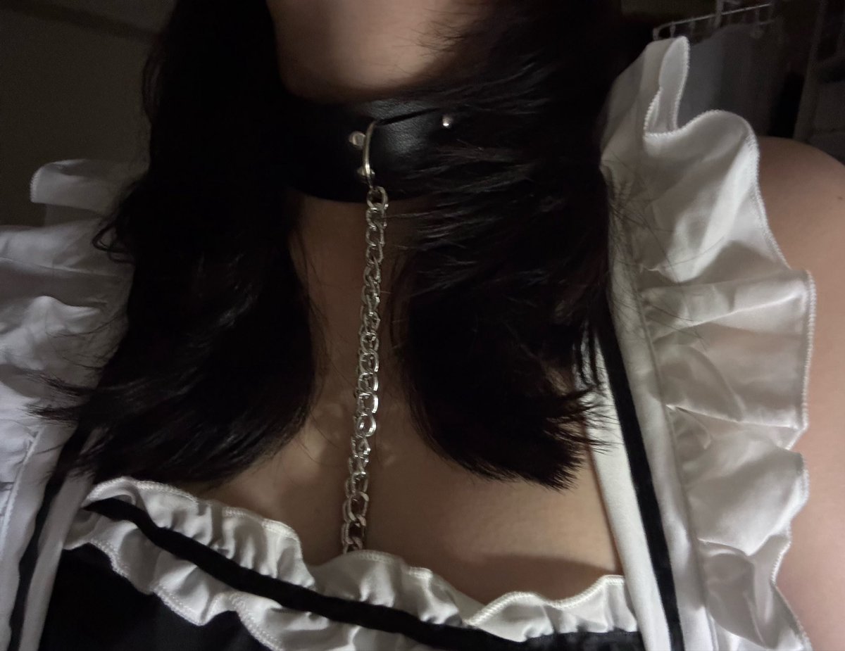 Gj6zH's tweet photo. このチェーンが繋がってる先は…
秘密
 #ドM #首輪 #メイド #雰囲気 #裏垢女子 #裏アカ女子 #裏垢男子と繋がりたい https://t.co/TPlZpwK7gl