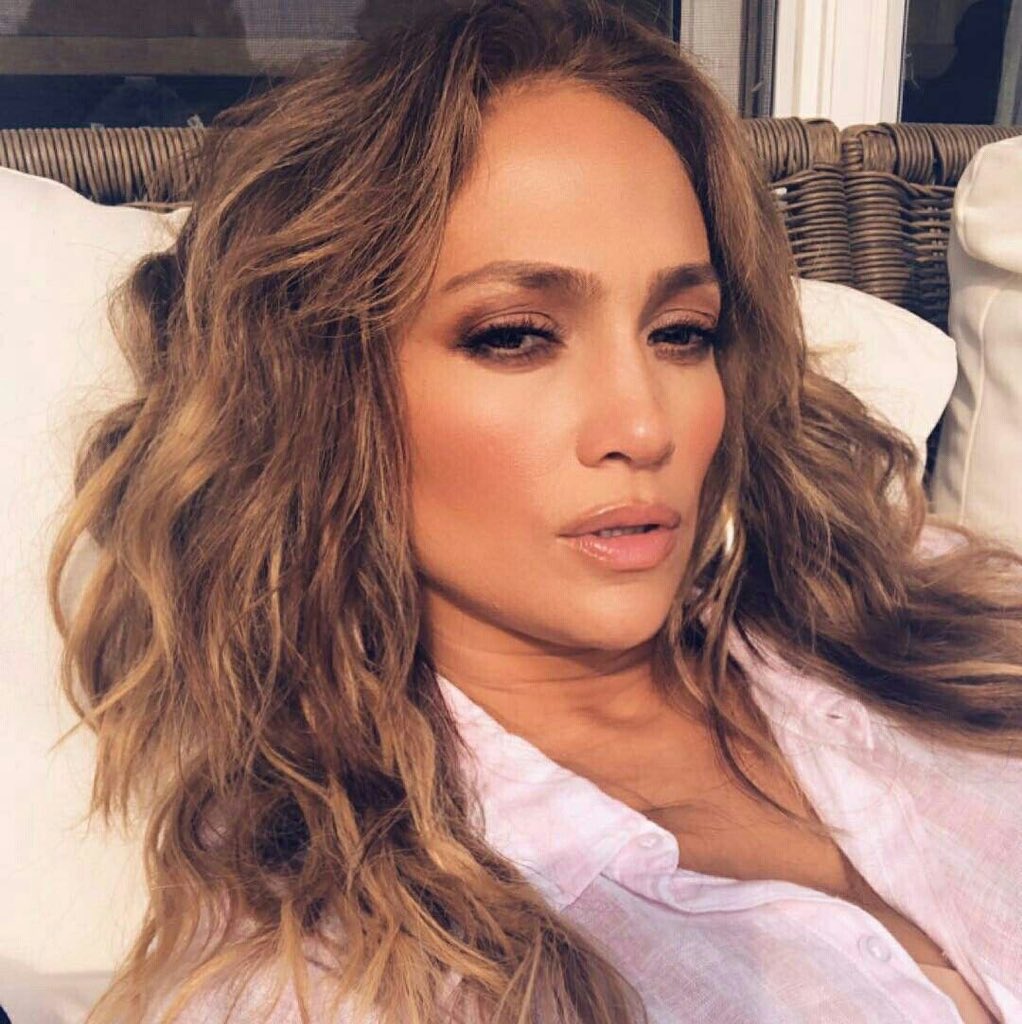jennylopezlynn's tweet photo. Looking stunning 🤩 ❤️ https://t.co/3asvnOpbJn