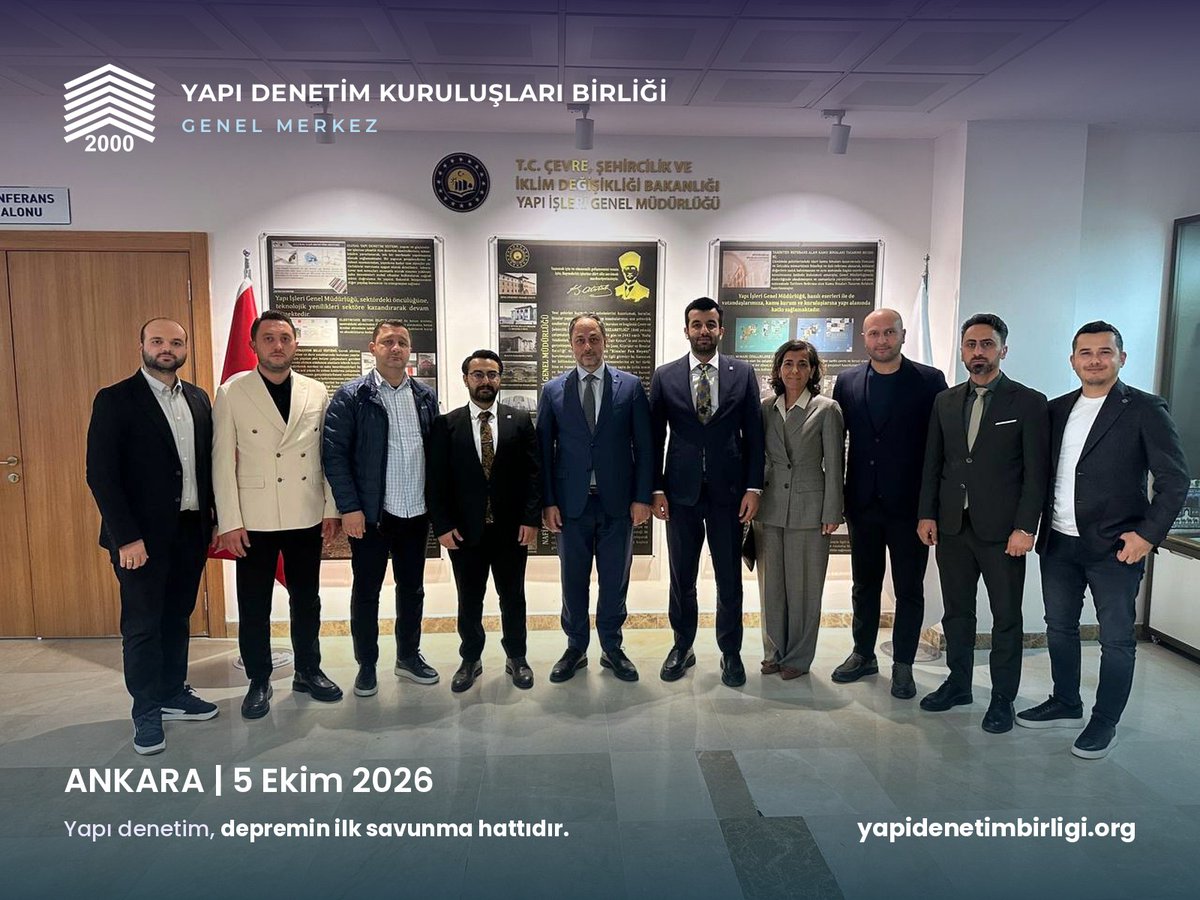 ydbirlik's tweet photo. 📍 Ankara | 5 Ekim 2026

🏛️ Yapı Denetim Kuruluşları Birliği Genel Başkanımız Sn. Ramazan Fırat TORAMAN ve heyetimiz, T.C. Çevre, Şehircilik ve İklim Değişikliği Bakanlığı Yapı İşleri Genel Müdürü Sn. Murat ORAL'ı makamında ziyaret etti.

👥 Ziyarete Genel Sekreterimiz ve Bursa Şube Başkanımız Sn. Esra İNHANLI; Genel Merkez Yönetim Kurulu Üyelerimiz ve Şube Başkanlarımız Sn. Mustafa Musab ÇİÇEK (İstanbul), Sn. Tayfun GÜCENMEZ (İzmir), Sn. Cemil Tuğrul ÖZDÖŞEMECİ (Kahramanmaraş), Sn. Yener AKBAŞ (Tekirdağ), Sn. Ersin YİĞİT (Kayseri); Denizli Şube Saymanımız Sn. Yaşar ZENGİN ve Muğla'yı temsilen Sn. Sezer BALLI katıldı.

📂 Görüşmede sahadan gelen konular ele alındı; çözüm önerilerimizi içeren dosyamız Genel Müdürümüze sunuldu.

🤝 Yapı denetim sektörüne ve Birliğimize her zaman verdiği güçlü destek, kapısını sonuna kadar açık tutması, sahayı dinleyen ve sorunlara çözüm odaklı yaklaşımı için çok kıymetli Genel Müdürümüz Sn. Murat ORAL'a camiamız adına en içten teşekkürlerimizi sunuyoruz.

Yapı denetim, depremin ilk savunma hattıdır.

#YapıDenetim #YDKB #Ankara #YapıİşleriGenelMüdürlüğü #GüvenliYapılar

@murat_kurum @csbgovtr @yapi_isleri
@ramazanftoraman