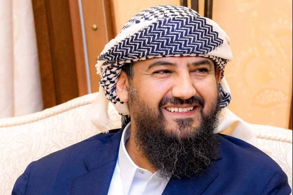umtikrit's tweet photo. بعد زيارة قائد ألوية العمالقة الجنوبية عبد الرحمن المحرمي إلى السعودية وعودته منها بيومين فقط، شهدت الجبهات تطورات ميدانية لافتة:

السيطرة على باب المندب والمخا، وهروب الحوثيين من عدد من جبهات القتال.

يوم واحد كان كافيًا لتتغير المعادلة على الأرض. https://t.co/cvgbOxjczG