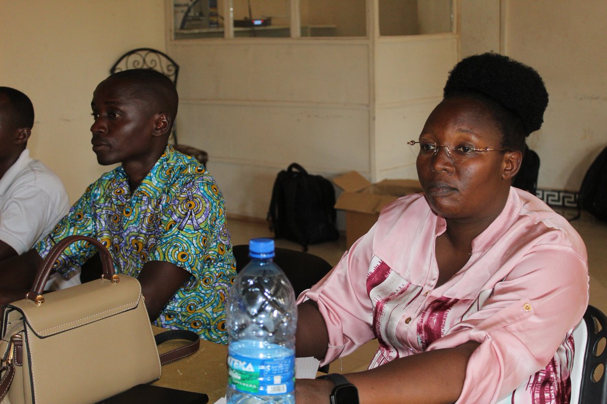 Merankabandi2's tweet photo. @merankabandi @CopedBurundi @OGitega18311 @Gitega Ledit atelier est organisé dans le cadre des mésures d'accompagnement du @Merankabandi2 pour l'Inclusion Productive #MIP et est dédié au personnel (UGP et groupement) des secteurs #Kayanza, #Bujumbura et #Bubanza sans oublier ceux des services du @BMineagrie de différentes zones https://t.co/935jVXXXJt