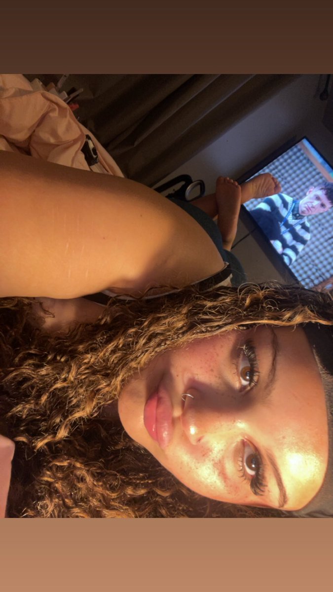 dollifieddollar's tweet photo. repost for the feet freaks https://t.co/yyYn0roxmV