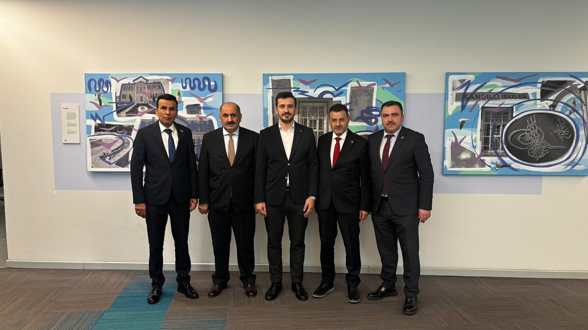 MustafaaGider's tweet photo. Üsküdar Belediyesi MHP Belediye Meclis Grubu toplantımızı gerçekleştirdik. Akabinde ziyaretçilerimizi ağırladık. 

Bu vesileyle meclis üyelerimize çalışmalarında başarılar diliyor, göreve yeni gelen Meclis Üyemiz Sn. Ali Bayat’ı tebrik ediyorum. https://t.co/UntN5U1yf2