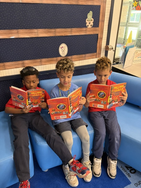 stppschools's tweet photo. We hope everyone is enjoying their long weekend and fall break! Take a look at some of the great things that happened around our district last week as September came to a close.
See more photos from throughout September at https://t.co/ceiQDnd3Ee.
#STPPSLegacy https://t.co/kzIUusLvy9