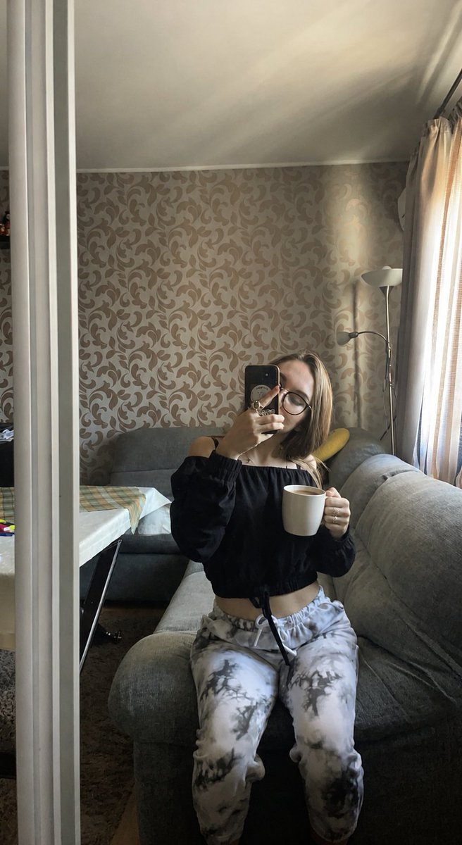 imm_rylee's tweet photo. Coffee time 😉🥰 https://t.co/uqkLT8eI9P