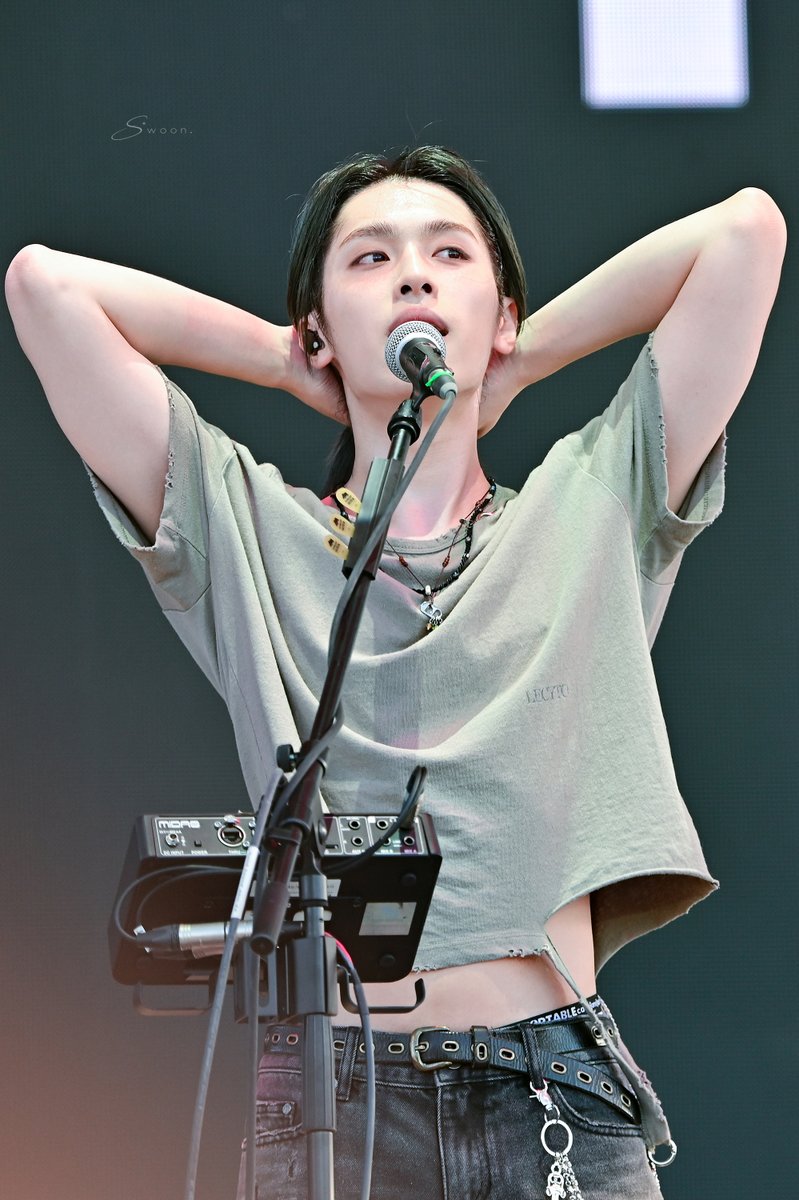 swooniesparkle's tweet photo. 261002. 부락페
#XdinaryHeroes #Gaon #가온 #엑스디너리히어로즈 #엑디즈 #지석 https://t.co/k2qMh2pULf
