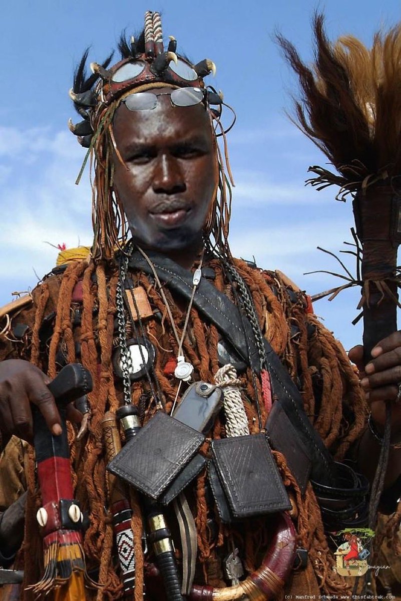 Kibet_bull's tweet photo. Kenyan witch doctor vs South African witch doctor. https://t.co/8Mumga6YoX