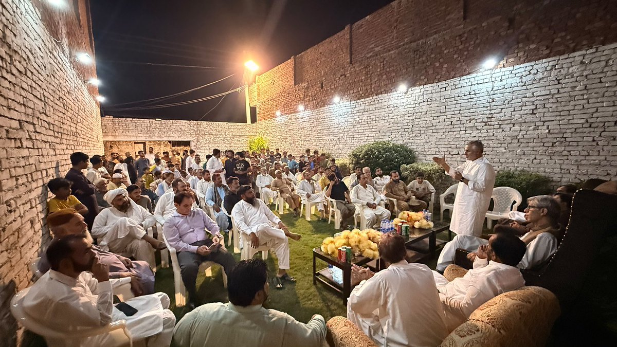 bilaltarar's tweet photo. NA-77 by-election: corner meeting at Mohalla Islamabad, Gondlanwala. https://t.co/XuaQ86fu7M