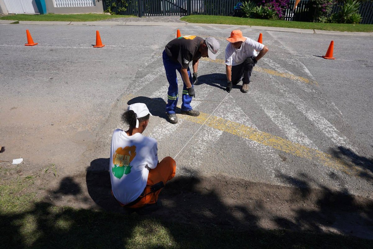 afriforum's tweet photo. .@AfriForum stig konfederale raad vir beter samewerking onder Suid-Kaapse takke https://t.co/tALCLfBd72 https://t.co/Fl7OCOOYf3