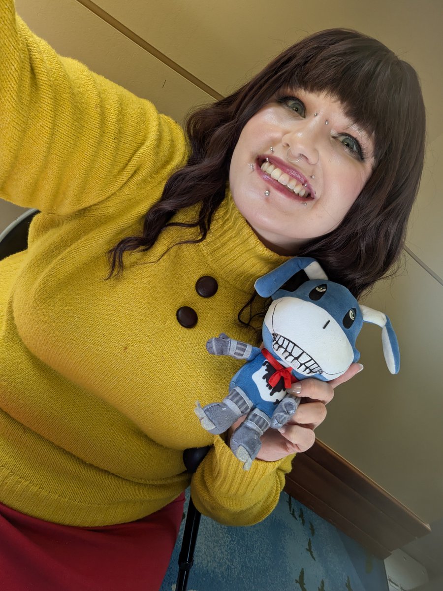 DelanceyElliott's tweet photo. You don't know what 'alone' really means, do you?

#waltenfiles #rosemarywalten #waltenfilescosplay https://t.co/zbzpgARKOL