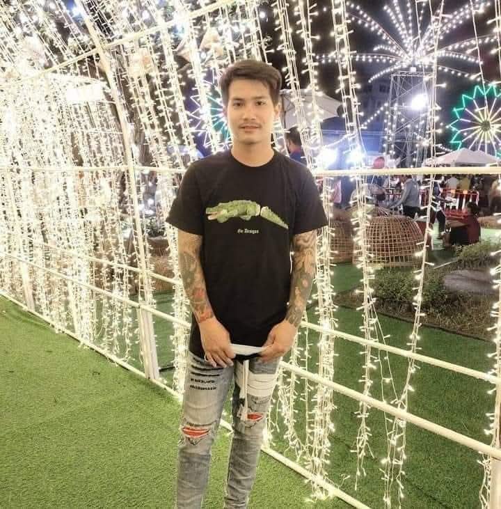Tungwy69's tweet photo. หาคู่นอนชัยนาทในเมือง #ไอดีtungwy69 ❤️🫅🏻🍭 https://t.co/vIzyeugNuI