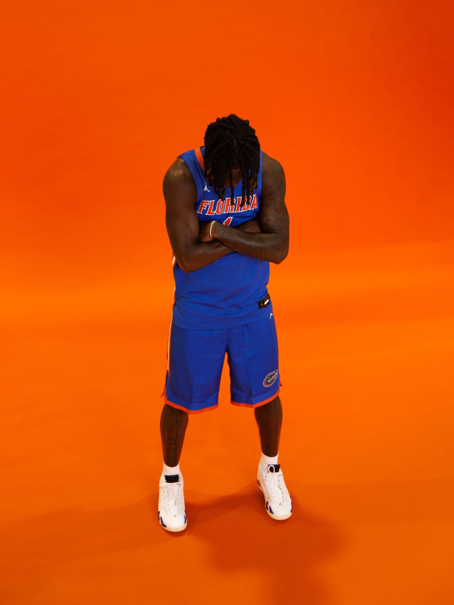 GatorsMBK's tweet photo. 🍊scenes https://t.co/crOqoPTjUR