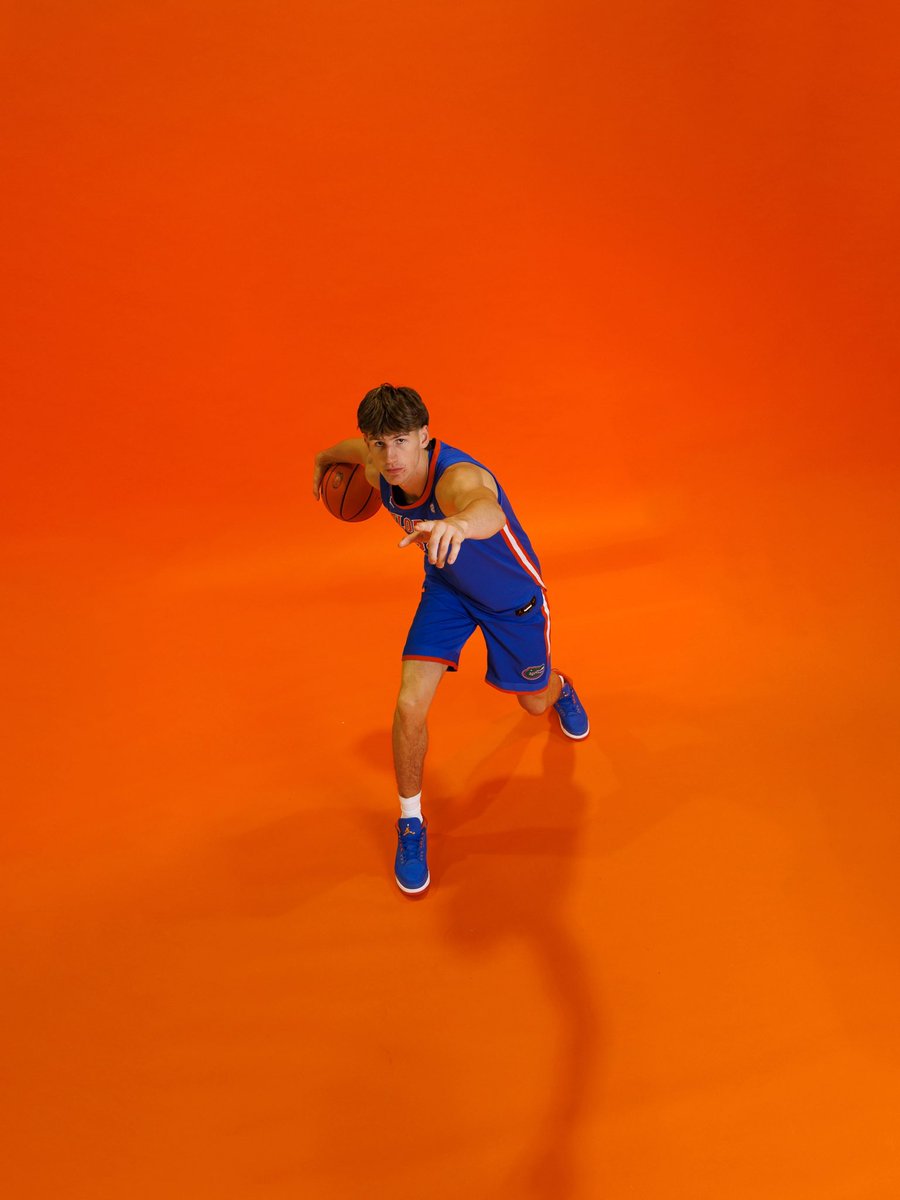 GatorsMBK's tweet photo. 🍊scenes https://t.co/crOqoPTjUR