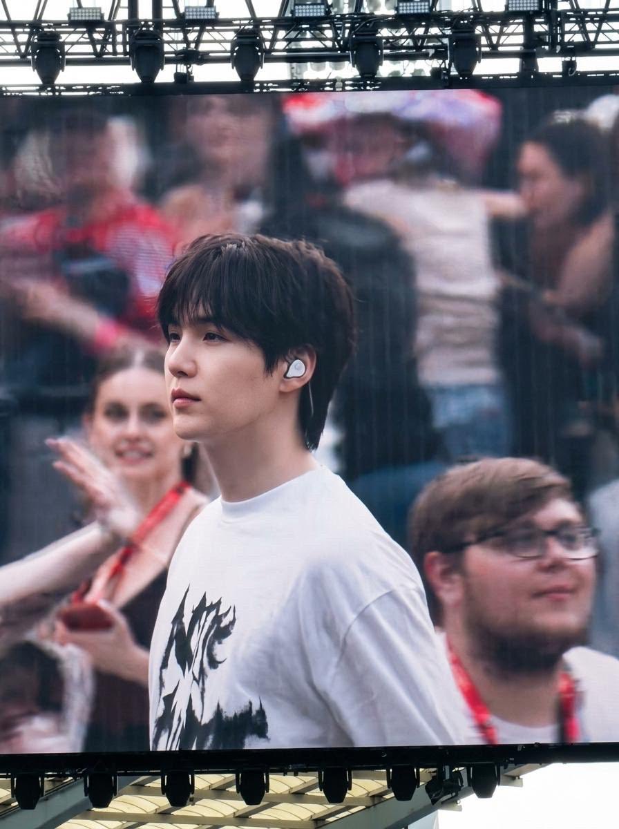 anryuio's tweet photo. Doctor캐가 마싯으려면
한번비틀어야됨 캐릭터를

흉부외과전공의<
존내바쁠거같음, 성격안좋을거같음,
무서울거같음, 그리고 실제로바쁨

근데이제
병원앞바자회하는날 가족델꼬오신거보니
다자녀가정에 아내분완전블랙pink…..

개바쁜데애가셋인이유납득되는반전
ex
수술복 허위허위남아돌면서
사내허벅지씨름금메달이라던가..

이 있어줘야