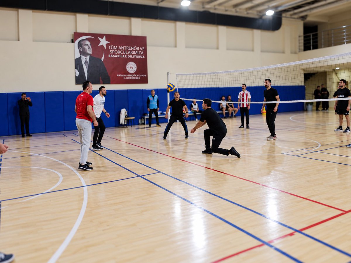 ayyildirim1's tweet photo. 📍 ANTALYA

Ülkü Ocakları Antalya İl Başkanlığımızın düzenlediği spor etkinliğinde gençlerimizle bir araya gelerek basketbol ve voleybol oynadık. 🏀🏐🇹🇷 https://t.co/tJ2yw9yNuP