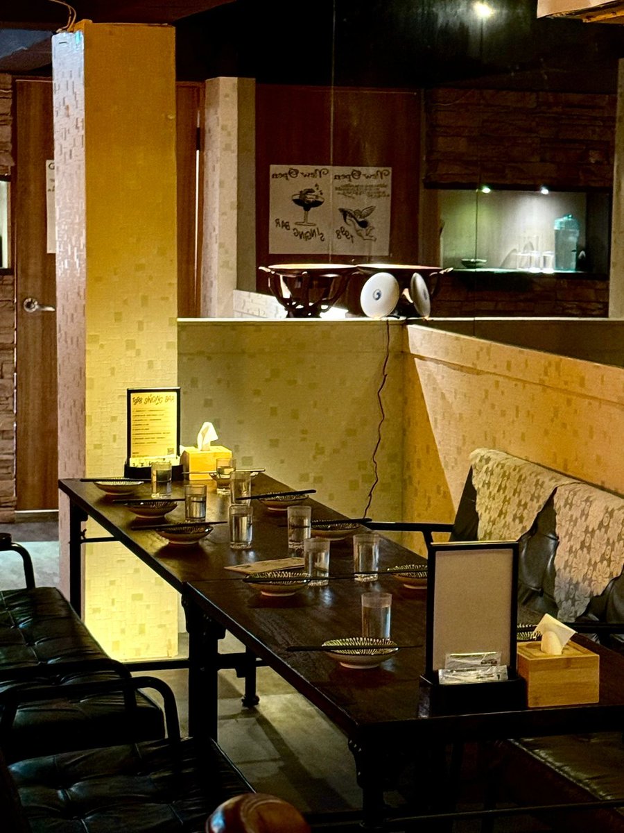 SixtisPeter's tweet photo. I actually managed to find an izakaya where I can sing. It’s a good thing I’m alone, though otherwise, I definitely wouldn't be able to bring myself to sing https://t.co/eAcoiZsVoR