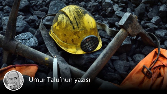 T24_com_tr's tweet photo. ✍️ Umur Talu yazdı:

⛑️ Kim bilir ne hayalleri vardı!

📌 Bir yandan arsızlıkları, ihtirası, muhterisleri azdıran bir düzen, düzenbazlık… Bir yandan da yüzbinlerce hanenin, ailenin hayallerini kurutan, milyonlarca genç ve çocuğun hayallerini vuran, bunları toprak, orman, kıyı, oy, belediye gaspıyla ve istikrarlı servet aktarımıyla yürüten, iktidar içindeki veya ona yanaşma arsızlara da ilham vere vere tam kirlenmiş bir düzen
https://t.co/zd2RrtgljA

https://t.co/EVuqivGTz0

@Umur_Talu