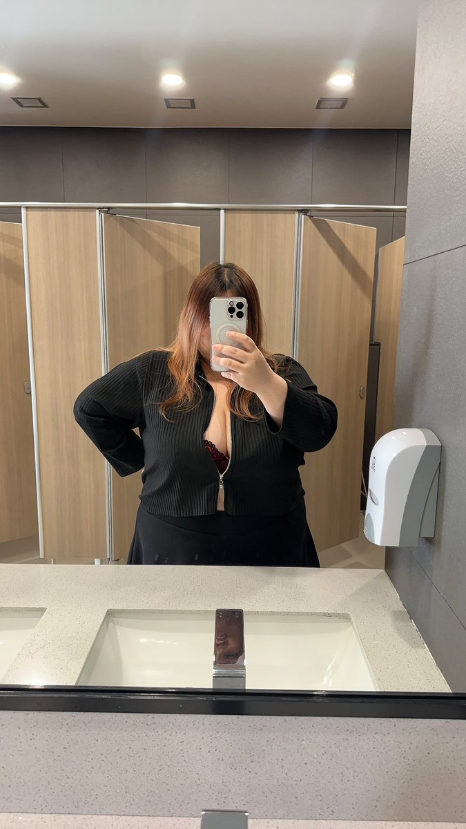 katepims's tweet photo. จะให้ตัดใจได้ไงก็ผมยังไปไม่สุดดดด ติดปากมาก #สาวอวบอ้วน #bbw #สาวอ้วน https://t.co/xLQNEdnhlK