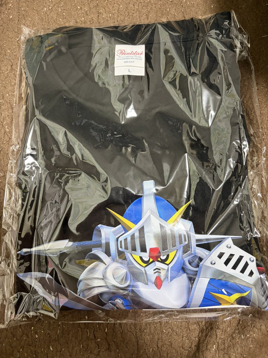 Nekomo_ACT3's tweet photo. うぉぉぉぁぁぁぁぁぁぁぁぁぁ！
gジェネオリジナルTシャツとどいたぞぉぉ！
NOT FOR SALEアツい！
Lサイズ着れねぇ！
#gジェネ https://t.co/jHXW7aZC39