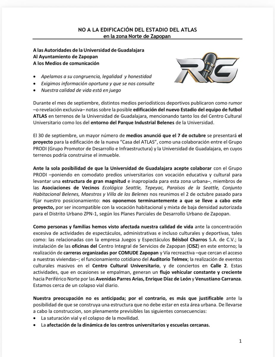rgtito's tweet photo. Vecinos de Villas de los Belenes y colonias aledañas, se manifiestan sobre el nuevo estadio de Atlas. Piden que no se construya en dicha zona (calle 2). https://t.co/rzkH4gOj7M