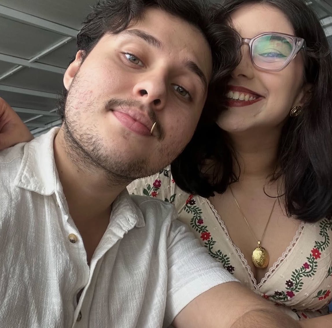 rodri_ecb's tweet photo. agora imagina você ser eleita atacando a aparência das pessoas, a identidade de gênero, a orientação sexual… sendo que é feia e ainda namora um tribufu desses https://t.co/SM5iefTNXI