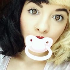 benjiiiottrr's tweet photo. @stargirlvibes @EmptyHades also i’m 110 pounds bby💋 body tea! https://t.co/1A89QYwKgo
